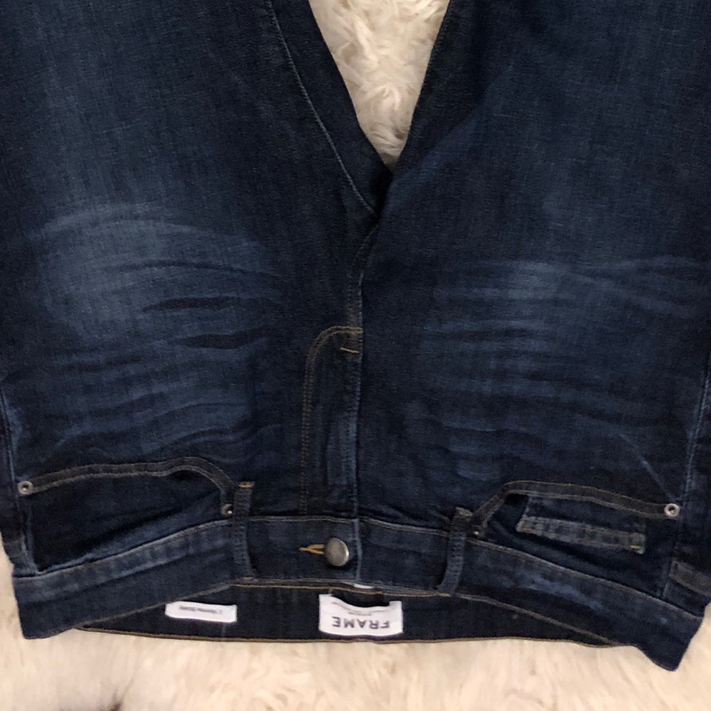 FRAME denim. Men’s blue jeans. Skinny fit. Size 33